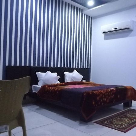 Oyo 30415 Hotel White City Anandpur  Экстерьер фото