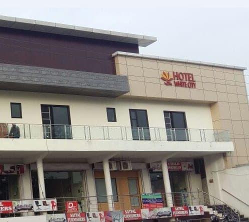 Oyo 30415 Hotel White City Anandpur  Экстерьер фото